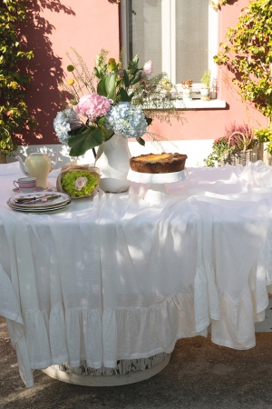 Tischdecke Tischtuch Leinen Tafeltuch Mimose Offwhite mit Rüschen 160 x 270 cm